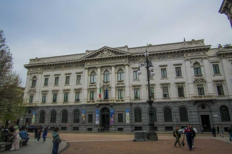 Gallerie d'Italia museum Milan