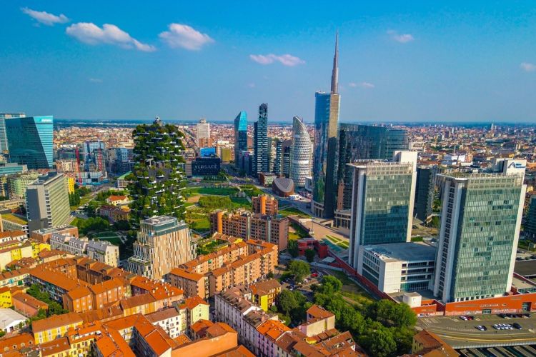 milan skyscrapers tour